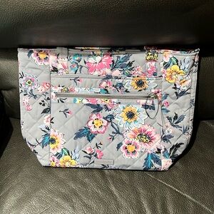 Vera Bradley gray floral small vera tote